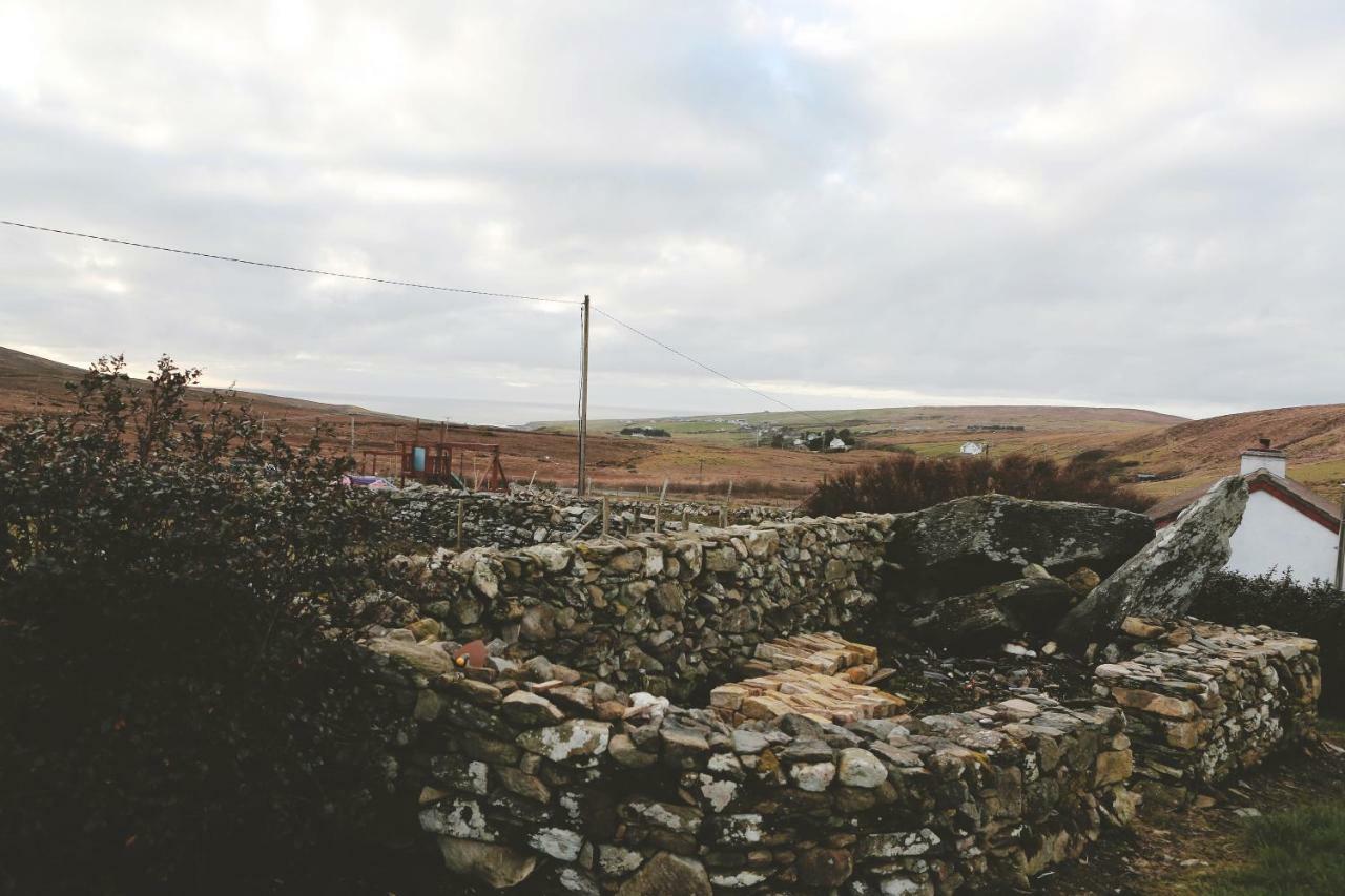Dolmen Cottage Glencolumbkille Luaran gambar